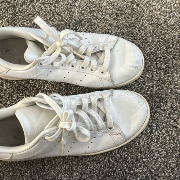 White Stan smith adidas size 8 - Picture 3 of 3